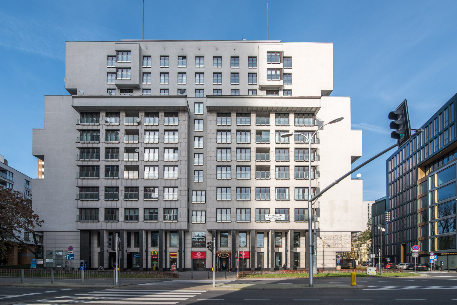 Zdjęcie architektury budynku Budynek mieszkalno-usługowy